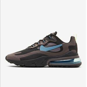 NWT - Nike Air Max 270 React - Size 9.5